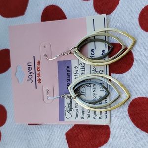 Football shaped earrings *T3